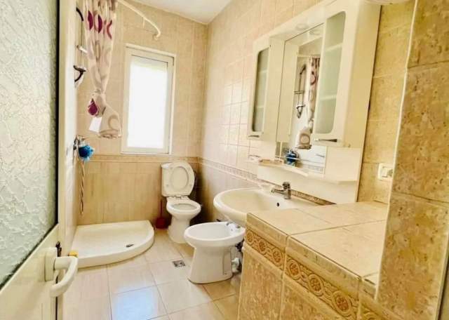 Tirane, shitet apartament 1+1+BLK Kati 5, 57 m² 98.000 Euro