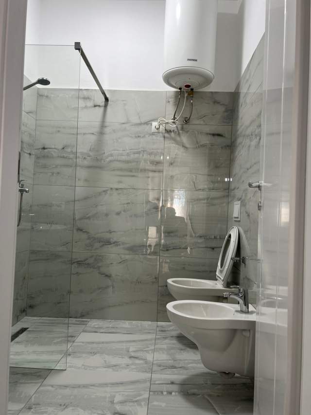 Tirane, jepet me qera apartament 2+1+BLK Kati 8, 100 m² 600 Euro (Rruga Teodor Keko, Astir)