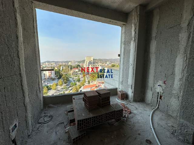 Vlore, shitet apartament Kati 8, 115 m² 172.500 Euro (Sheshi I Flamurit, Vlore)