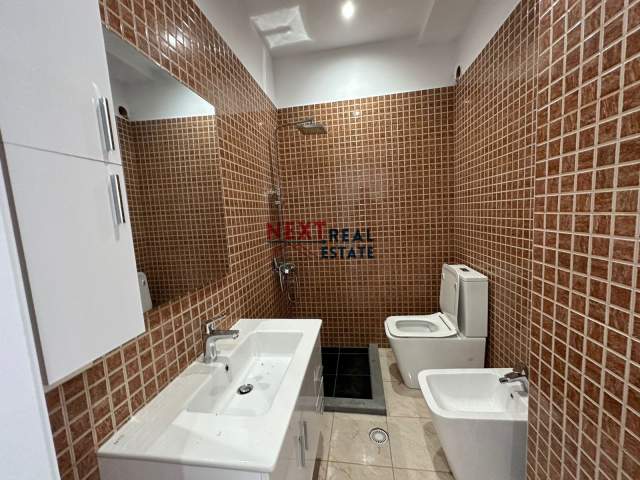Vlore, shitet apartament 2+1+A+BLK Kati 4, 128 m² 154.356 Euro (Sheshi I Flamurit, Vlore)