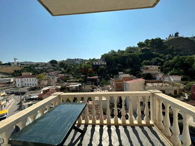 Vlore, shitet apartament 2+1+A+BLK Kati 4, 128 m² 154.356 Euro (Sheshi I Flamurit, Vlore)