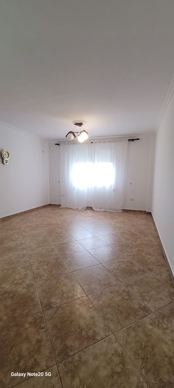 Tirane, shitet apartament 2+1+BLK Kati 3, 92 m² 125.000 Euro (Rruga 5 Maji)