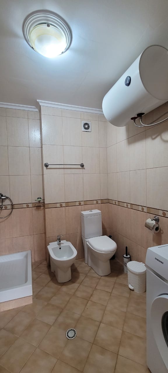 Tirane, shitet apartament 2+1+BLK Kati 3, 92 m² 125.000 Euro (Rruga 5 Maji)