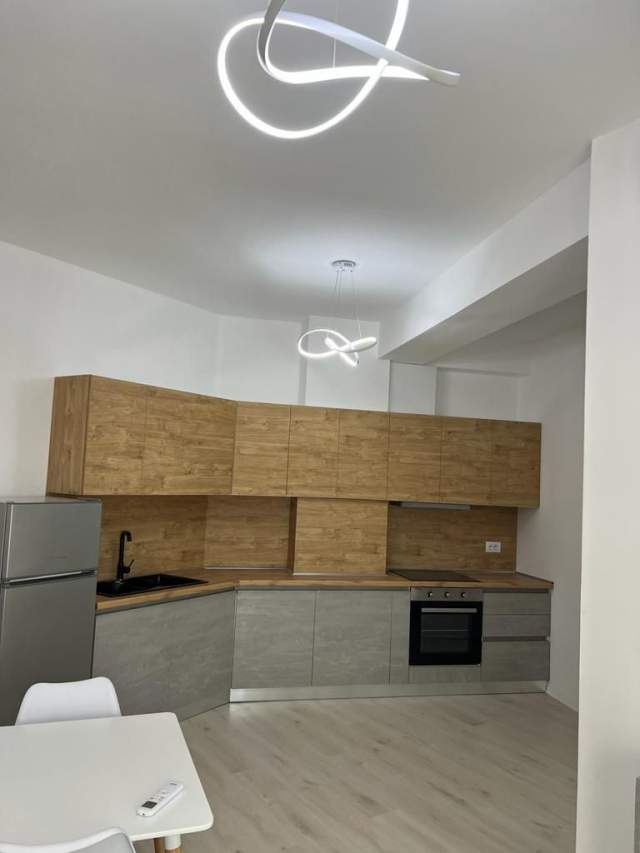Tirane, jepet me qera apartament 2+1+BLK Kati 5, 90 m² 50.000 Leke (Astir, prane 2 rrotondove)