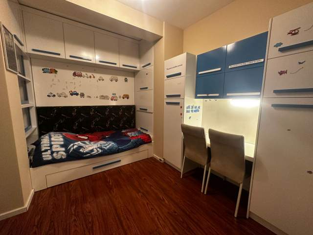 Tirane, jepet me qera apartament 2+1+BLK Kati 1, 115 m² 700 Euro (Shkoll e Kuqe)
