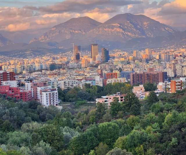 Tirane, shes toke 5.000 m² 970,000 Euro (Rr. Selita e Vjeter ( Kodra e Diellit 1 ))