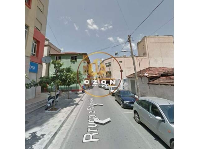 Tirane, jepet me qera apartament 1+1 Kati 2, 88 m² 400  (Rruga e Bogdaneve)
