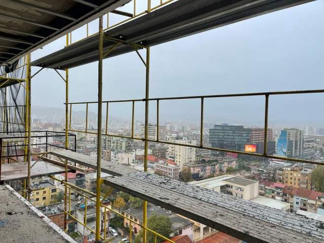 Tirane, shitet apartament 3+1+A+BLK Kati 13, 152 m² 1 Euro (Rruga Mine Peza)