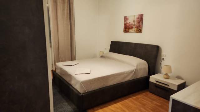 Tirane, ofert apartament 2+1+BLK Kati 5, 110 m² 800 Euro (Rruga Irfan Tomini)