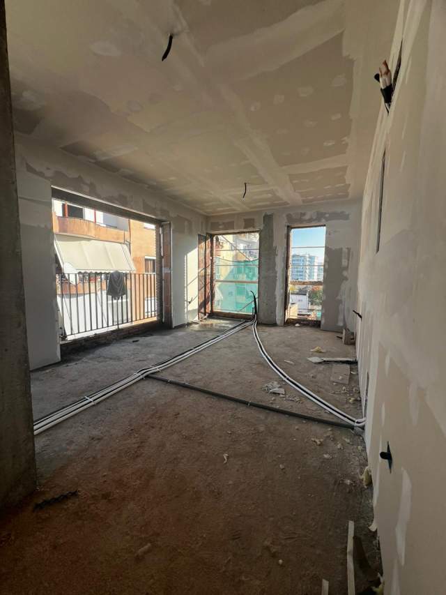 Tirane, shitet apartament 2+1+A+BLK Kati 4, 122 m² 175.000 Euro (ISH TREGU ELEKRIK AFER RRUGES SE ELBASANIT)
