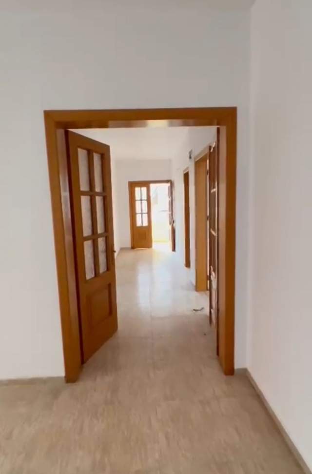Tirane, shitet apartament 4+1+A+BLK Kati 3, 157 m² 210.000 Euro (Vasil Shanto)