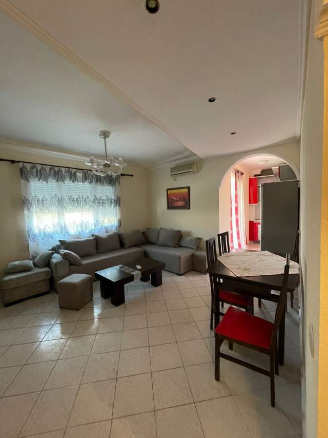 Tirane, jepet me qera apartament 2+1+BLK Kati 4, 650 Euro