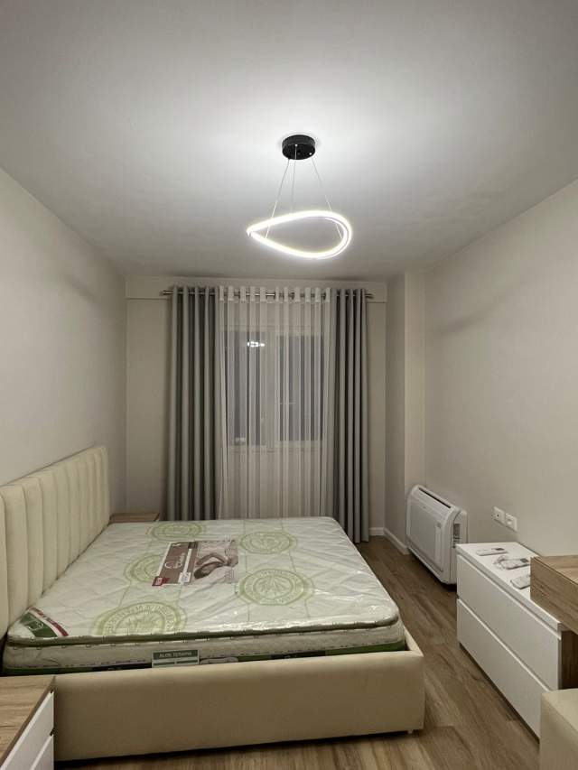 Tirane, jepet me qera apartament 2+1+BLK Kati 4, 100 m² 550 Euro (Rruga Sokrat Miho, Rezidenca Klensi)