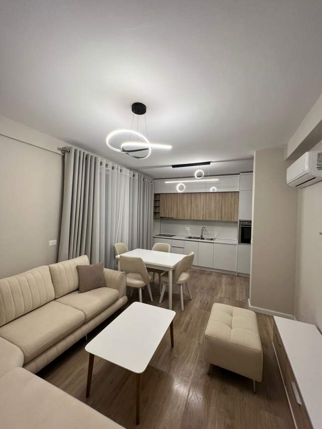 Tirane, jepet me qera apartament 2+1+BLK Kati 4, 100 m² 550 Euro (Rruga Sokrat Miho, Rezidenca Klensi)