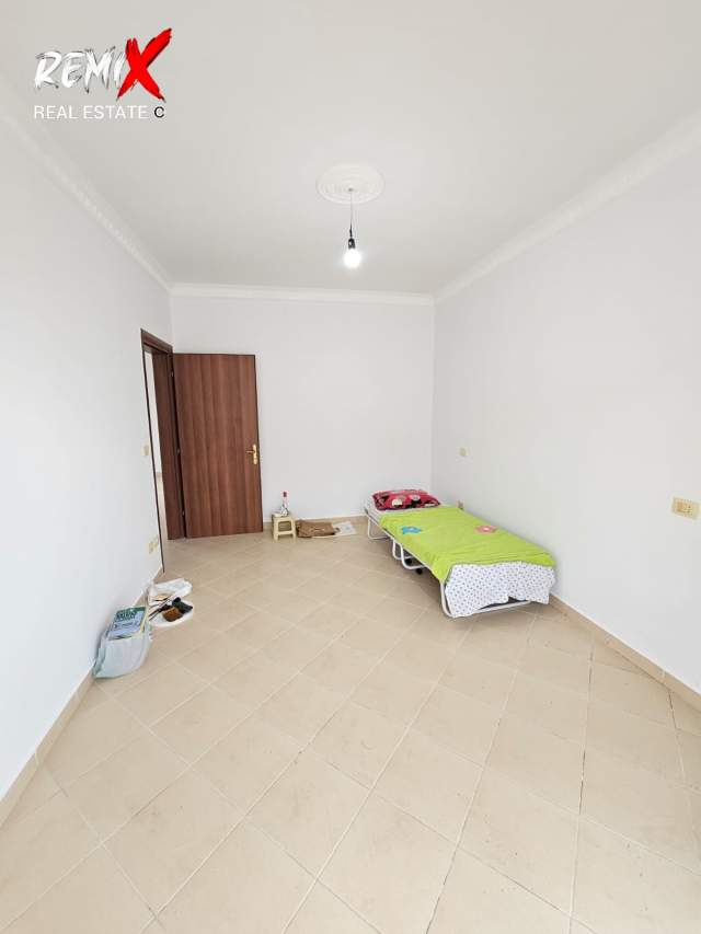 Shkembi Kavajes, shitet apartament 2+1+A+BLK Kati 4, 81 m² 68.000 Euro