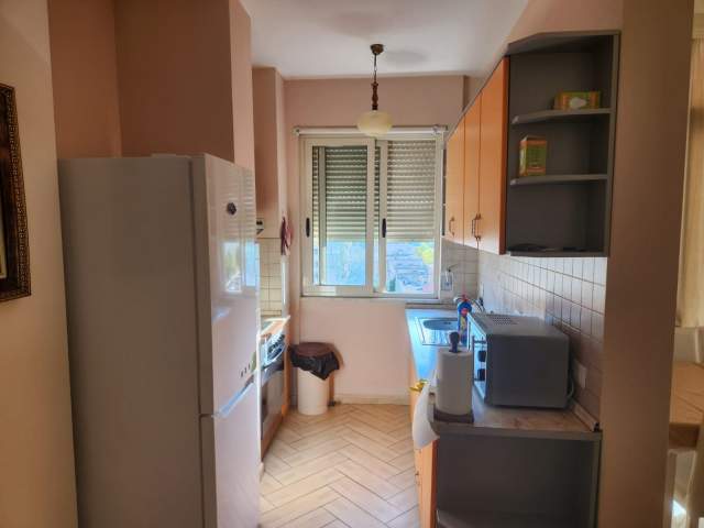 Tirane, jepet me qera apartament 2+1 Kati 6, 90 m² 450 Euro