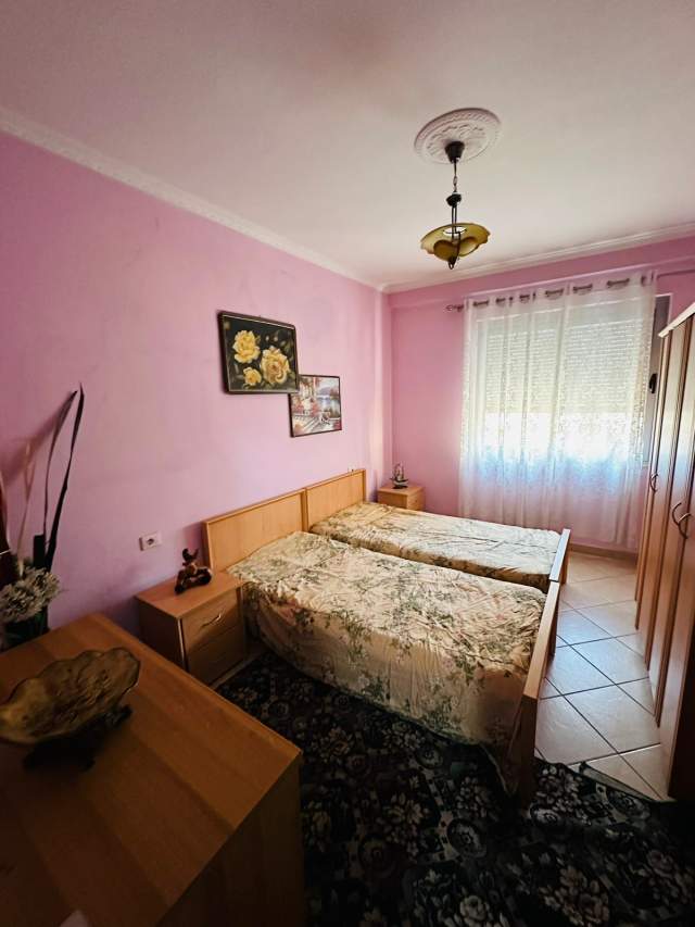 Tirane, jepet me qera apartament 2+1+A+BLK Kati 3, 100 m² 400 Euro (Teodor Keko)