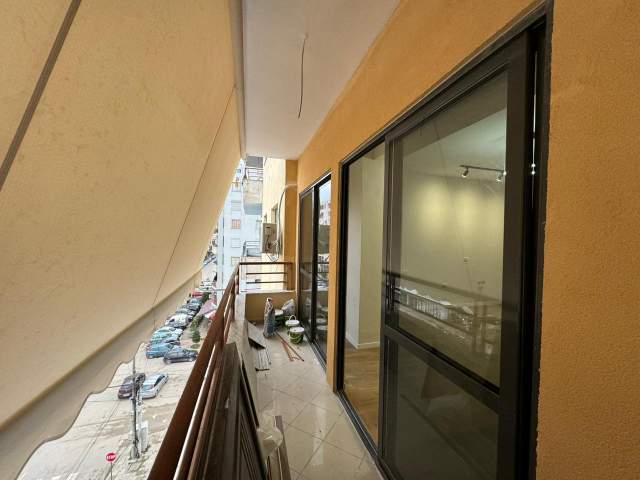 Tirane, shitet apartament 1+1+BLK Kati 4, 65 m² 88'000 Euro (Astir)