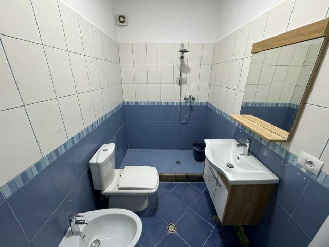 Tirane, shitet apartament 1+1+BLK Kati 4, 65 m² 88'000 Euro (Astir)