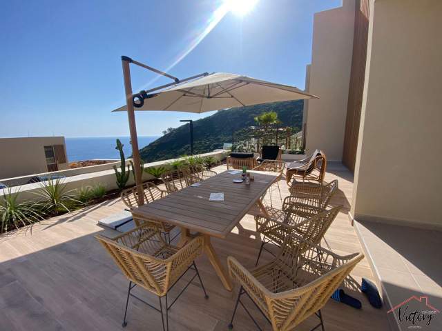 Vlore, shitet apartament 2+1 Kati 1, 187 m² 450.000 Euro (Palase)
