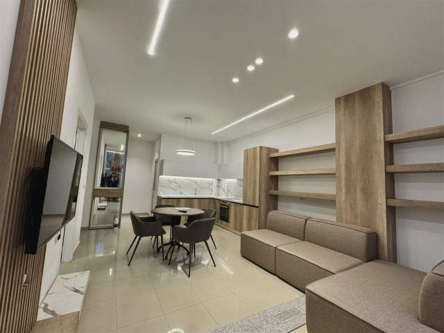 Tirane, Jepet me qira, Kati 2, 60 m² 500 Euro (Stacioni i Trenit)