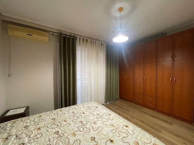 Tirane, jepet me qera apartament 2+1+BLK Kati 6, 90 m² 800 Euro (RRuga Ismail Qemali)