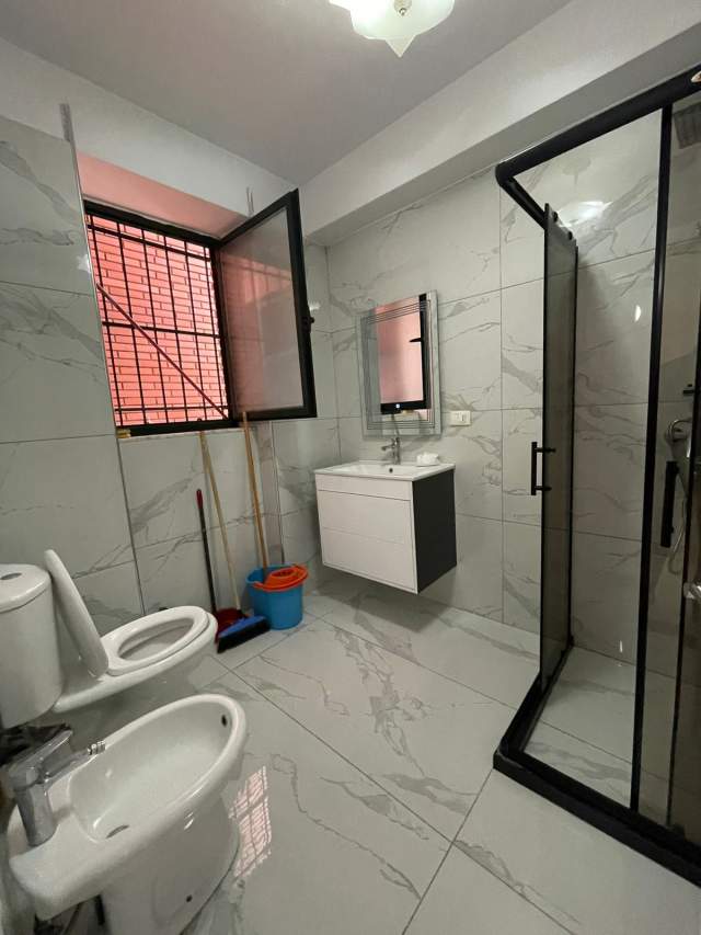 Tirane, jepet me qera apartament 1+1+BLK Kati 2, 78 m² 650 Euro (Delijorgji)
