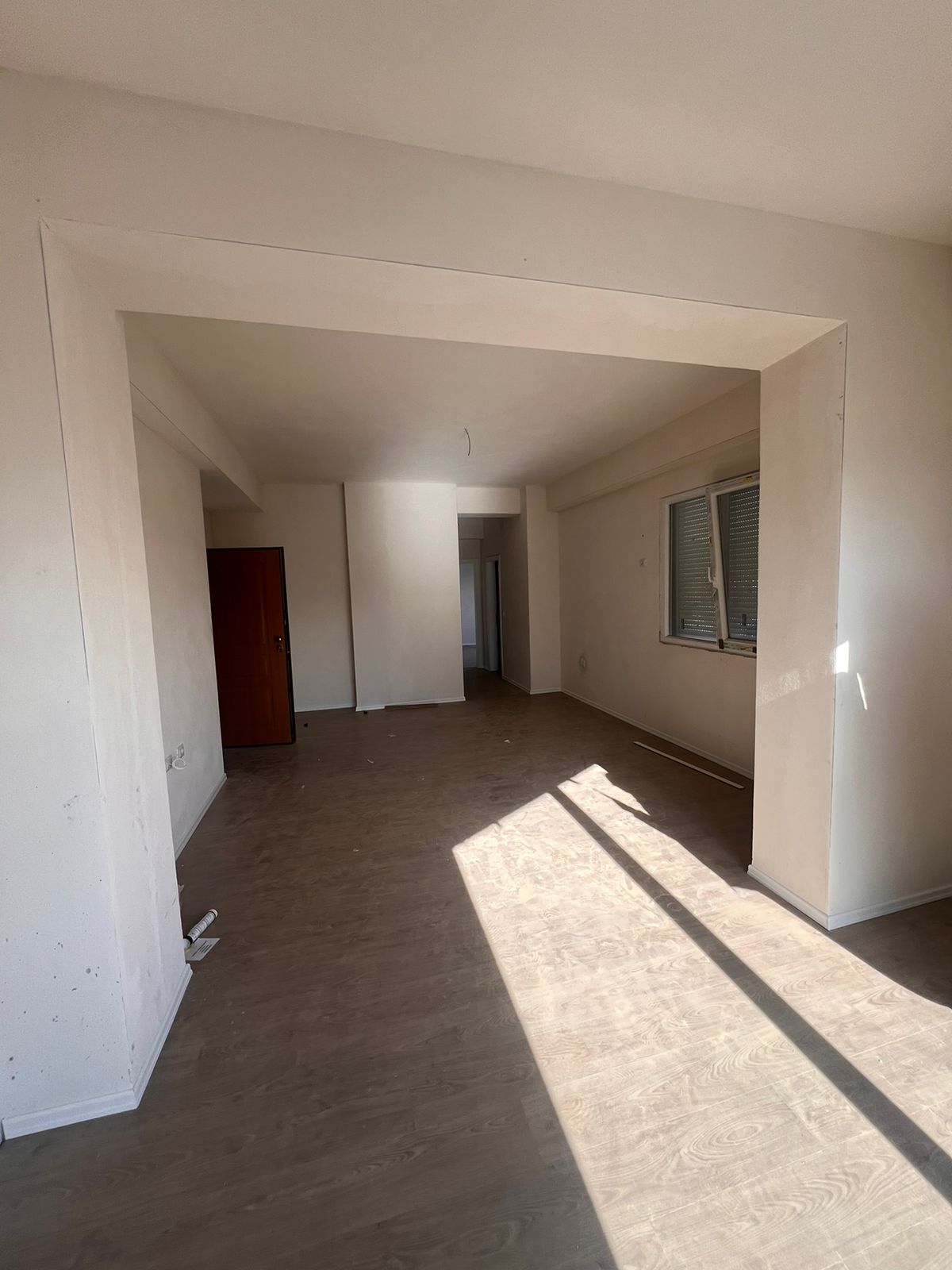 JEPET ME QERA APARTAMENT 1+1