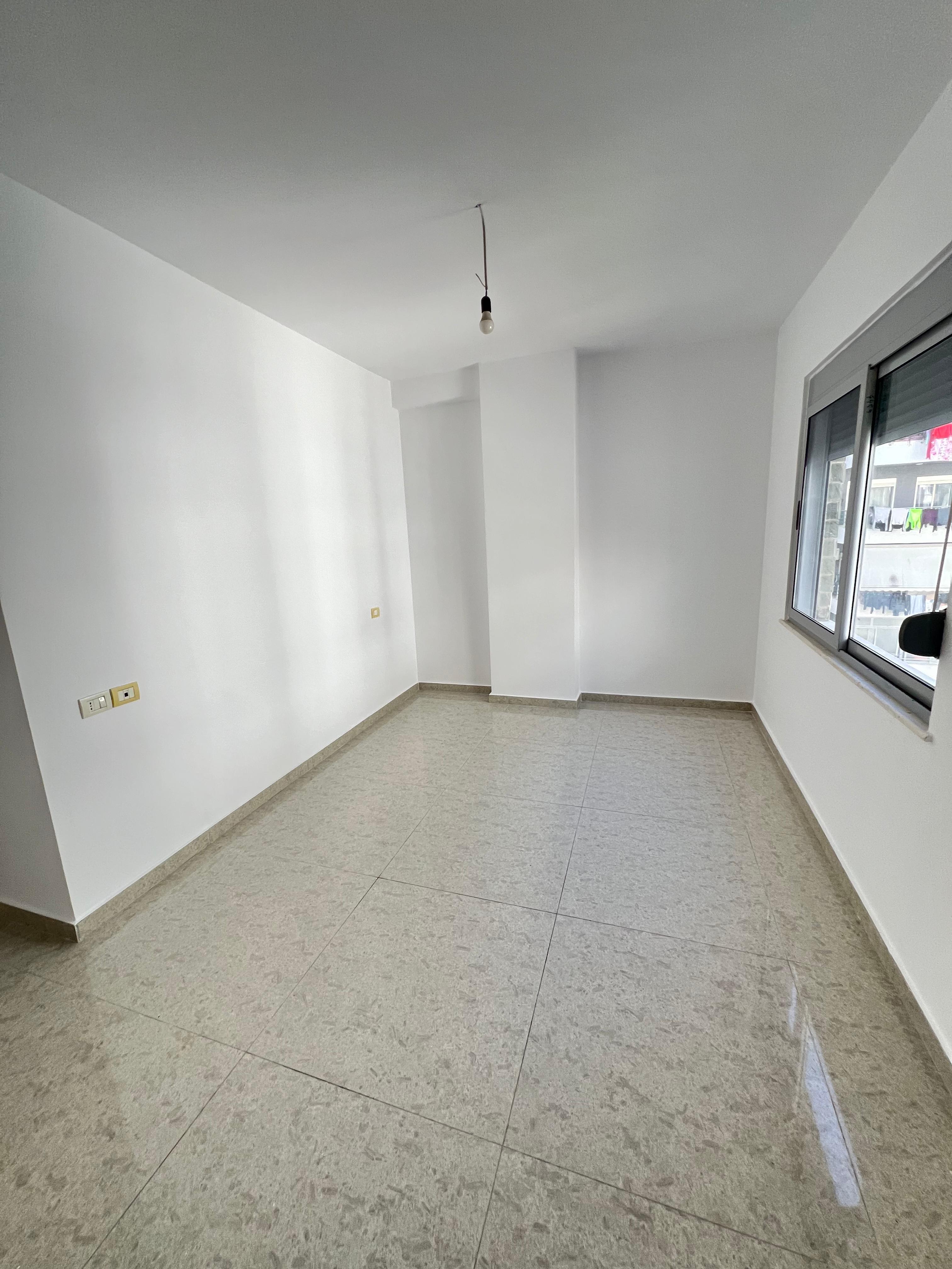 Shitet Apartament 2+1 - Astir