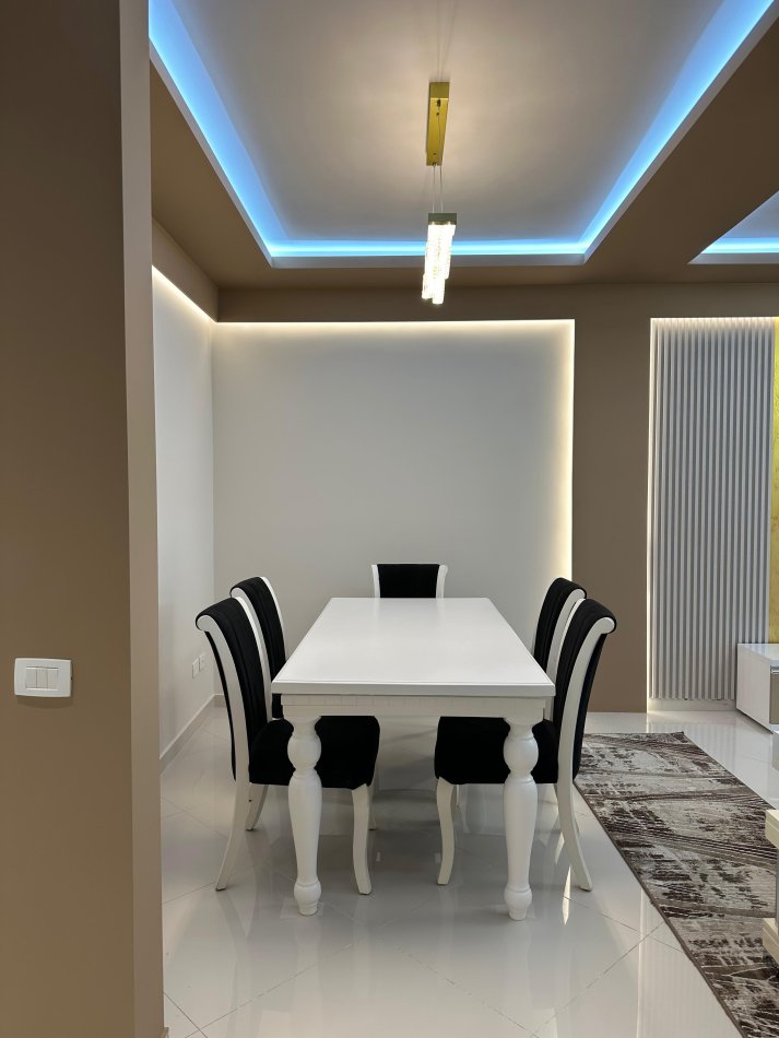 Jepet me Qera Duplex+Post Parkimi tek Kodra e Diellit