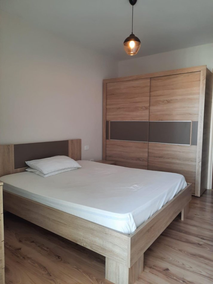 Tirane, Apartament me#Qira (Rezidenca Ana Kontakt)