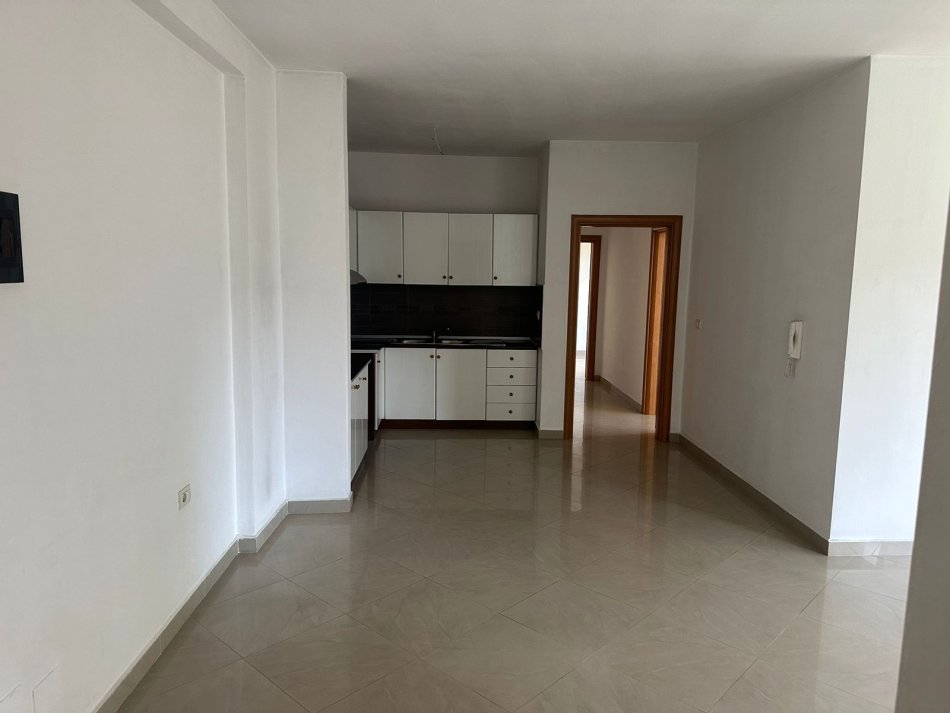 💥Apartament 2+1 me QERA prane Kompleksit Kontakt