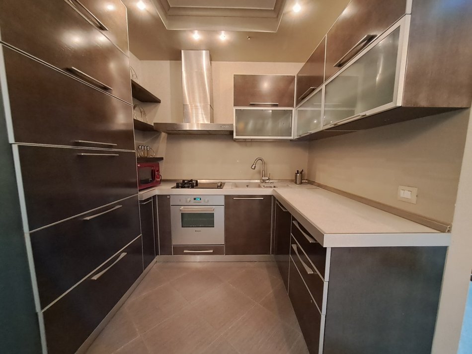 Apartament 2+1 me Qera prane Kristal Center