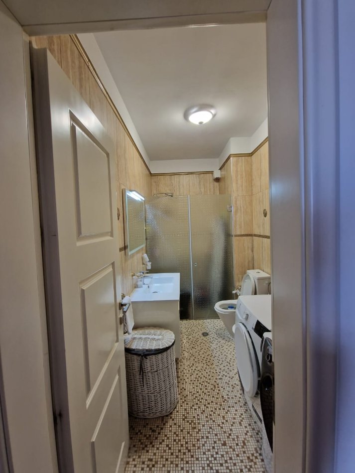 SHITET APARTAMENT 2+1 KOPSHTI BOTANIK TIRANE