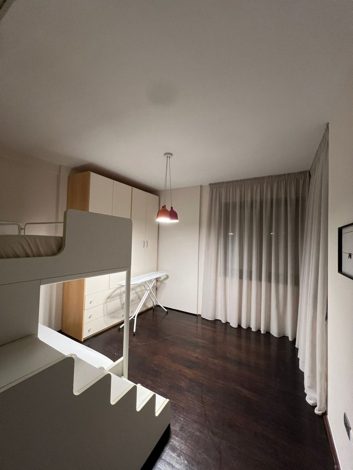 Apartament 2+1+2 me Qira te Komuna e Parisit.