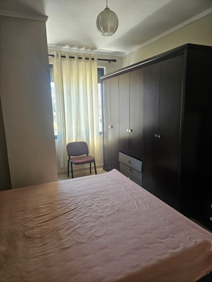 Tirane, Apartament me#Qira (Yzberisht)
