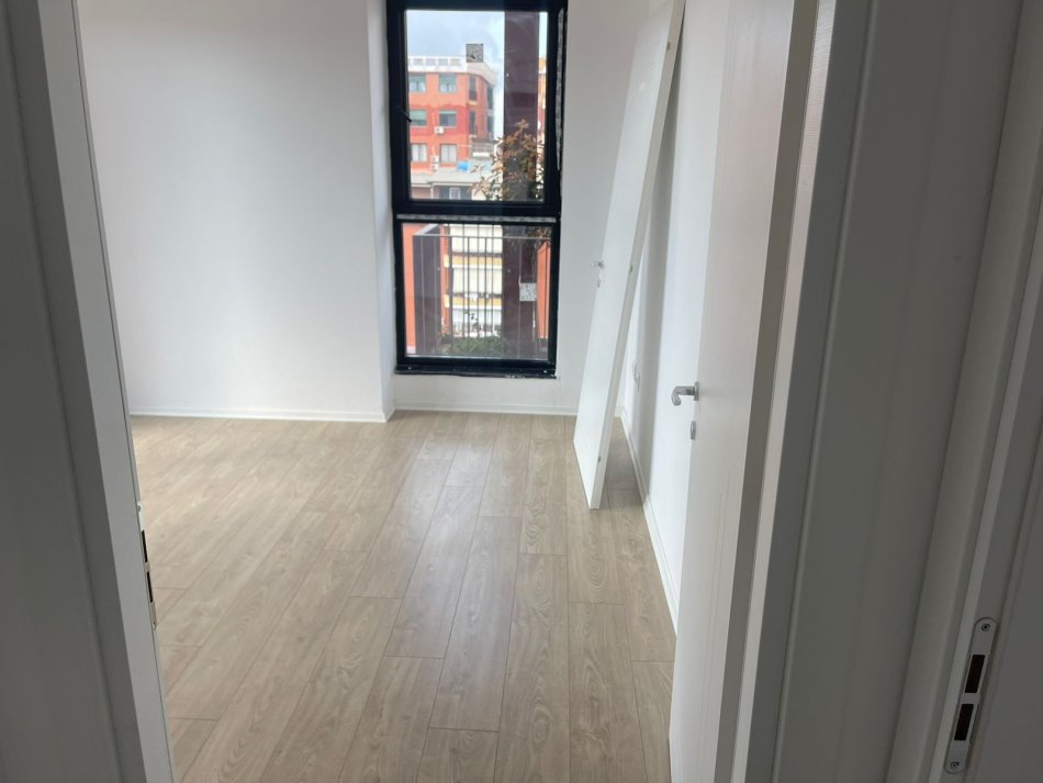 📢Jepet Zyre me Qera te Rezidenca Tirana Garden Building🔑