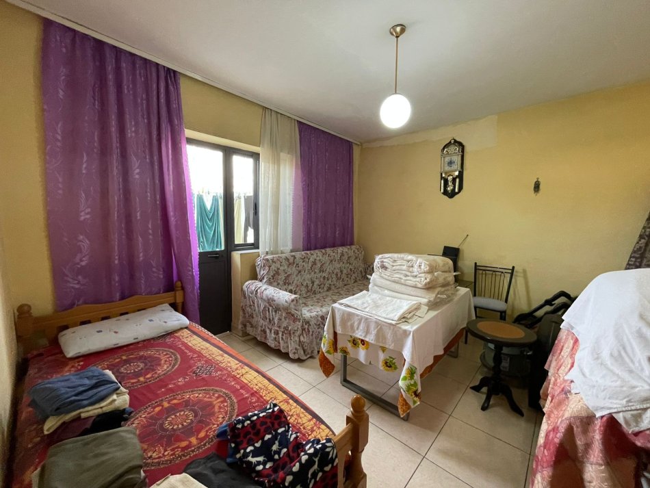 SHITET APARTAMENT 2+1 TEK ISH PARKU
