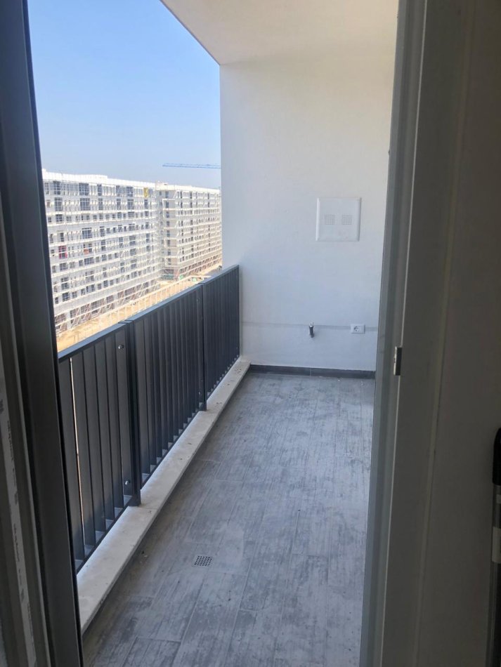 Me Qera te Kompleks Univers City/QTU: Apartament bosh +1 vend-parkim,tip1+1 koridor banjo, ballkon,sipërfaqe 65m2, kat 7-të, në pallat ri 9-kat, Qera 300 €/muaj, "Univers City" 450m rruga dytësore Tir-Durrës rr. Bylis/Industriale, tek QTU /Coca-Cola, si dhe 7-km ose 14-min me auto nga qendra Tiranës