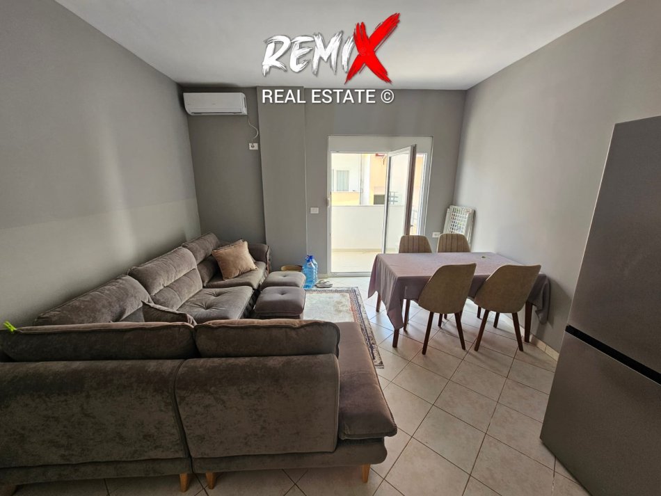 SHITET APARTAMENT 2+1 NE QERRET 50 METRA NGA DETI