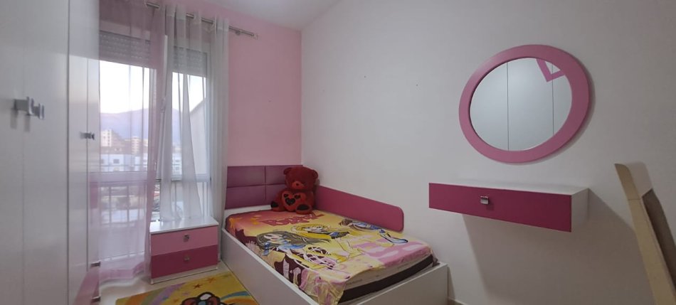 SHITET APARTAMENT 3+1+2 NE ALI DEM