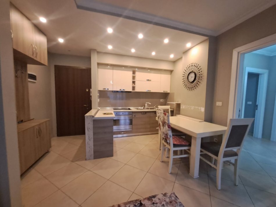 JEPET ME QERA APARTAMENT 3+1+2 NE ALI DEM