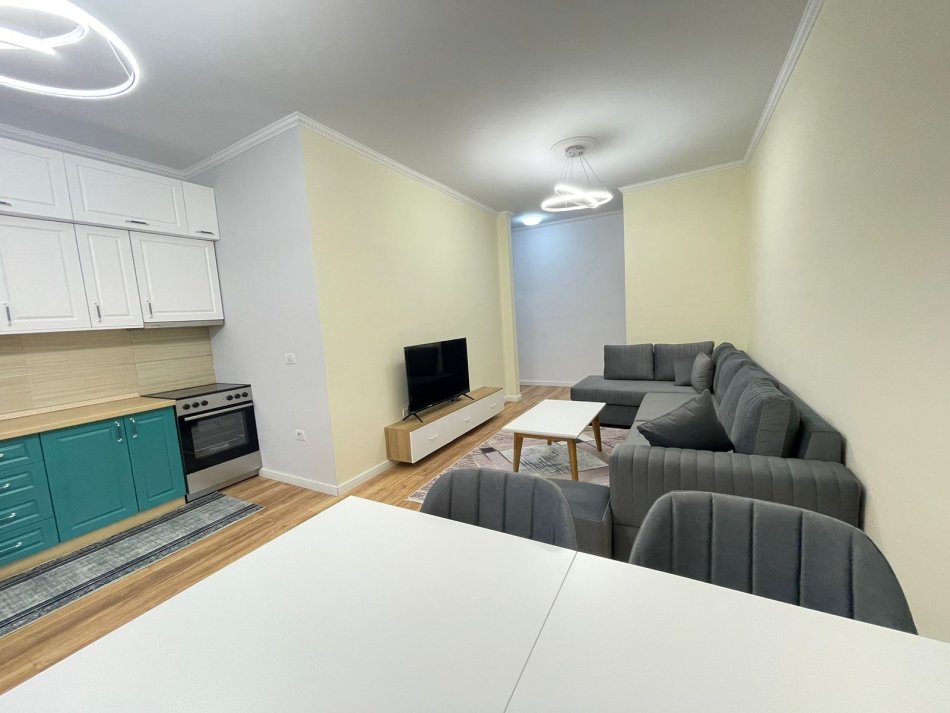 SHITET APARTAMENT 2+1+2 TEK KOPSHTI ZOOLOGJIK
