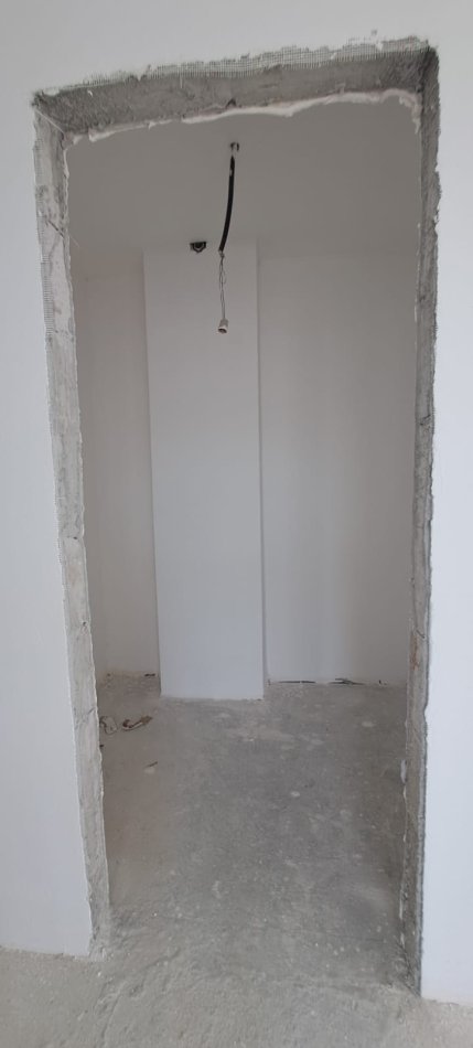 SHITET APARTAMENT 3+1+2POSTE PARKIMI NE LAKE VIEW