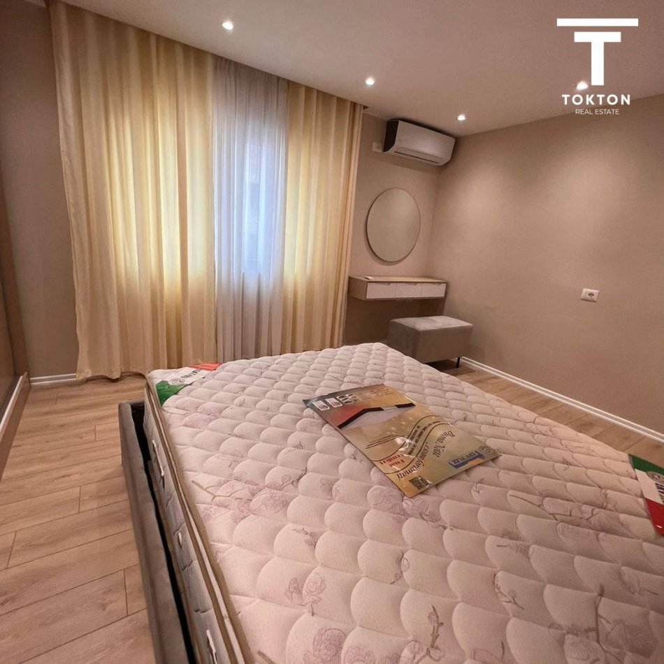 Shitet,Apartament 2+1,Selvia Tiranë,TT 821