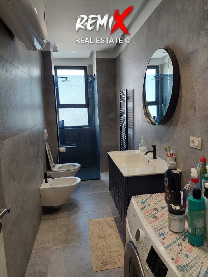 Durres, shitet apartament 3+1+Aneks+Ballkon, Kati 6, 150,000 € 
