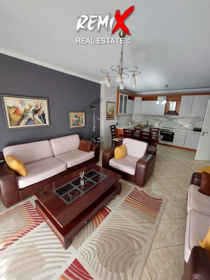 Durres, shitet apartament 3+1+Aneks+Ballkon, Kati 6, 150,000 € 