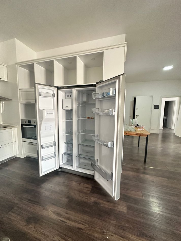 Tirane, jepet me qera apartament , Kati 4, 125 m2 (Ish fusha e aviacionit)