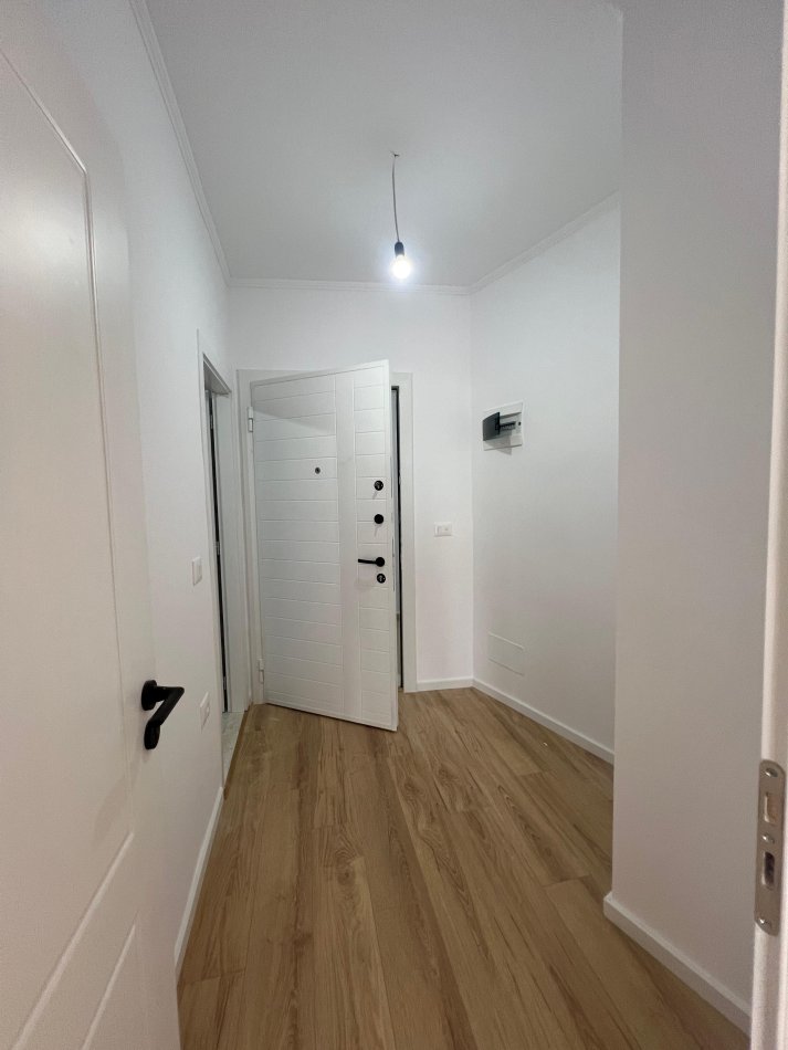 Tirane, shitet apartament 1+1, Kati 7, 55 m² 75,000 € (Astir, Tiranë,TT 664)