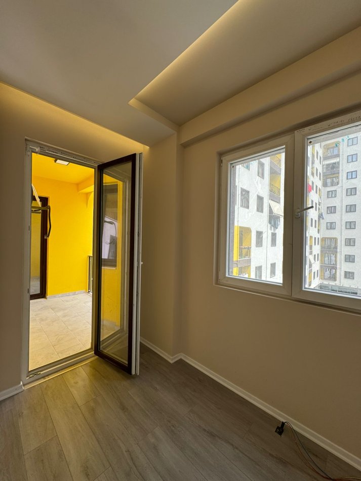 Tirane, shes apartament 3+1+Ballkon, Kati 4, 133 m² 170,000 € (YZBERISHT BULEVARDI RI KASHAR)